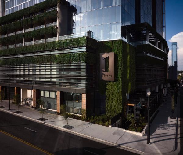 1 Hotel Nashville - hotel with ev charging station in Tennessee