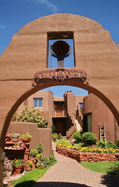 Adobe Grand Villas - hotel with ev charging station in Arizona