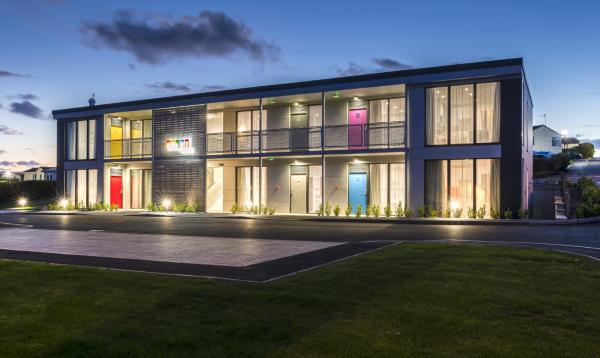 Apartrooms Aberdeen - hotel with ev charging station in Grampian