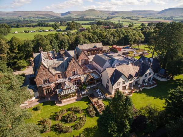 Appleby Manor Hotel & Garden Spa - hotel with ev charging station in Cumbria
