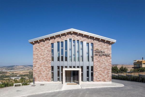 Best Western Plus Dimora del Monaco - hotel with ev charging station in Basilicata