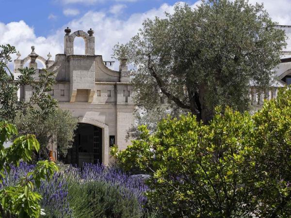 Borgobianco Resort & Spa Polignano - MGallery Collection - hotel with ev charging station in Apulia