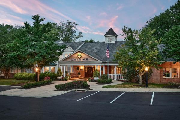 Carnegie House - hotel with ev charging station in Pennsylvania