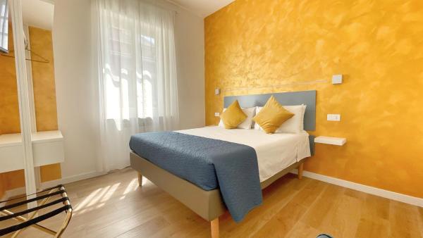 Color Houses Pescara Centro - hotel with ev charging station in Abruzzo