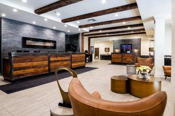 Crowne Plaza Hotel Moncton Downtown by IHG - hotel with ev charging station in New Brunswick