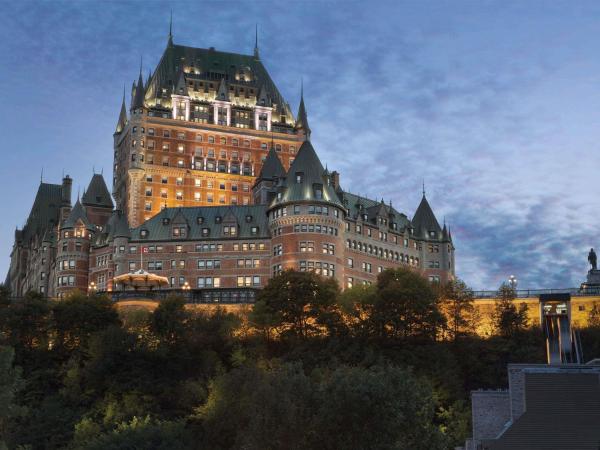 Fairmont Le Chateau Frontenac - hotel with ev charging station in Quebec