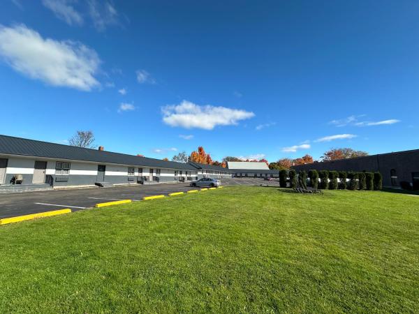 Glengarry Extended Stays - hotel with ev charging station in Nova Scotia