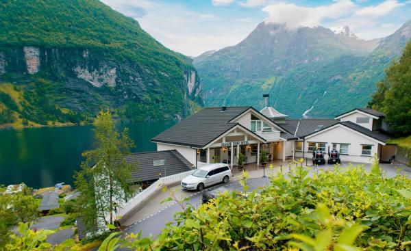 Grande Fjord Hotel - hotel with ev charging station in Møre og Romsdal