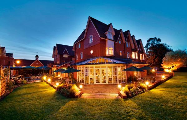 Hempstead House Hotel & Restaurant - hotel with ev charging station in Kent