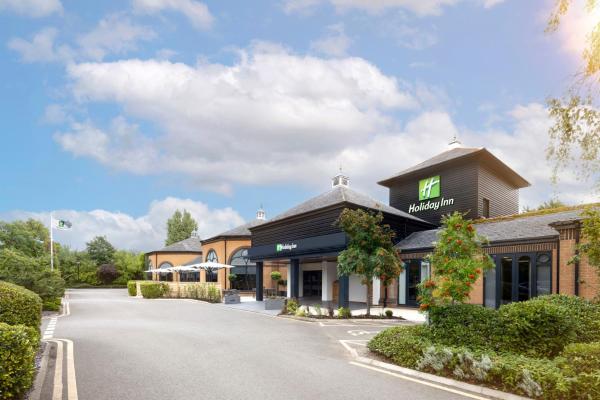 Holiday Inn Gloucester - Cheltenham by IHG - hotel with ev charging station in Gloucestershire