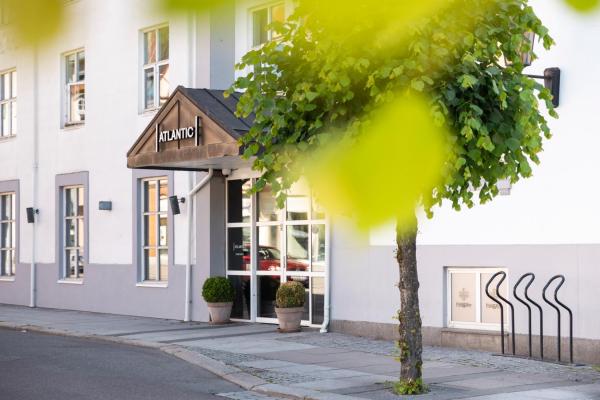 Home Hotel Atlantic - hotel with ev charging station in Vestfold og Telemark