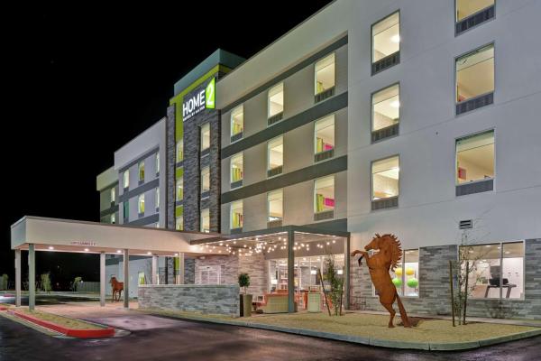 Home2 Suites By Hilton Buckeye Phoenix - hotel with ev charging station in Arizona