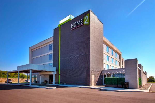Home2 Suites By Hilton Grand Rapids South - hotel with ev charging station in Michigan