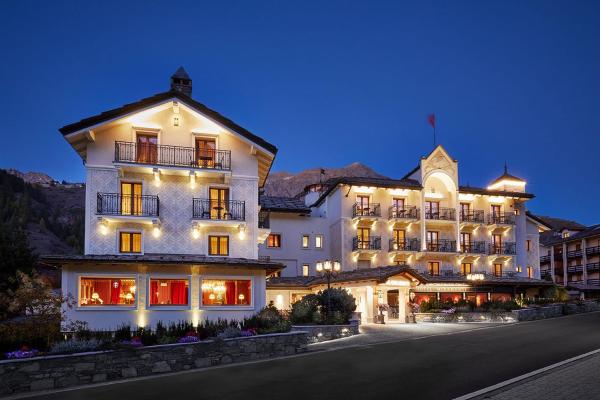 Hotel Miramonti - hotel with ev charging station in Valle d'Aosta