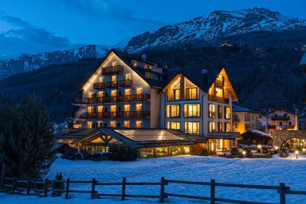 Hotel Sant'Orso - Mountain Lodge & Spa - hotel with ev charging station in Valle d'Aosta
