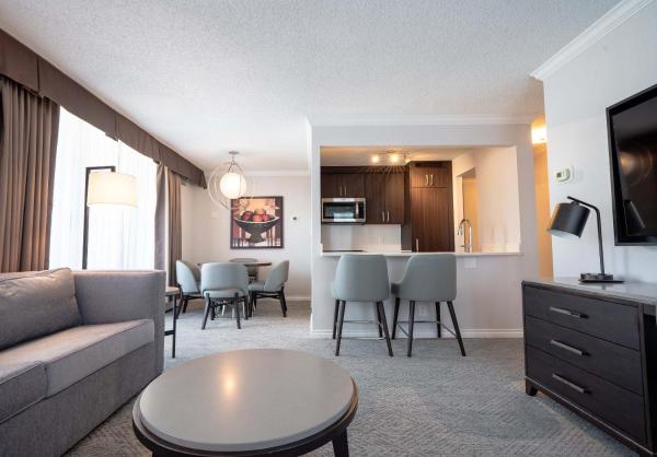 La Grande Residence at the Sutton Place Hotel - hotel with ev charging station in British Columbia