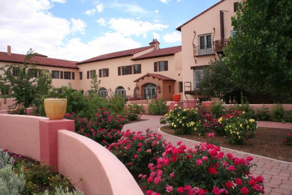 La Posada Hotel and Gardens - hotel with ev charging station in Arizona
