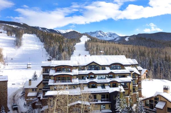 Lumiere by Dunton - hotel with ev charging station in Colorado