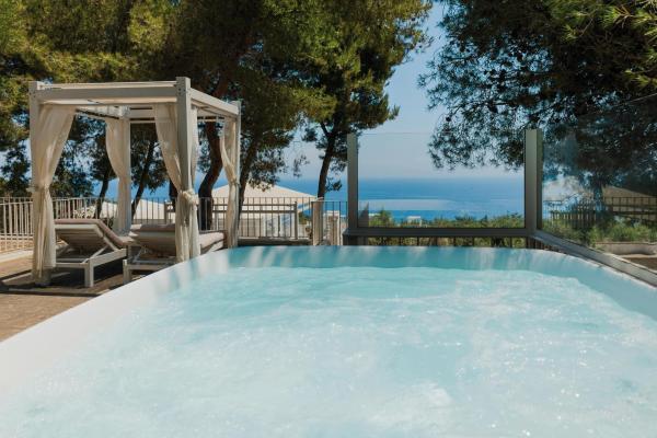 Marenea Suite Hotel - CDSHotels - hotel with ev charging station in Apulia