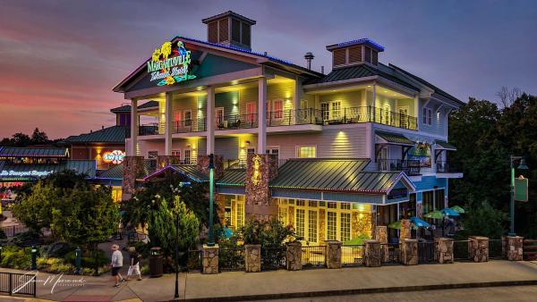 Margaritaville Island Hotel - hotel with ev charging station in Tennessee