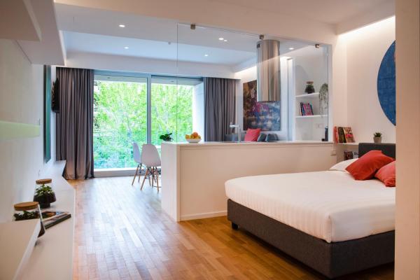 Marina Gardens Boutique&Suites - hotel with ev charging station in Abruzzo