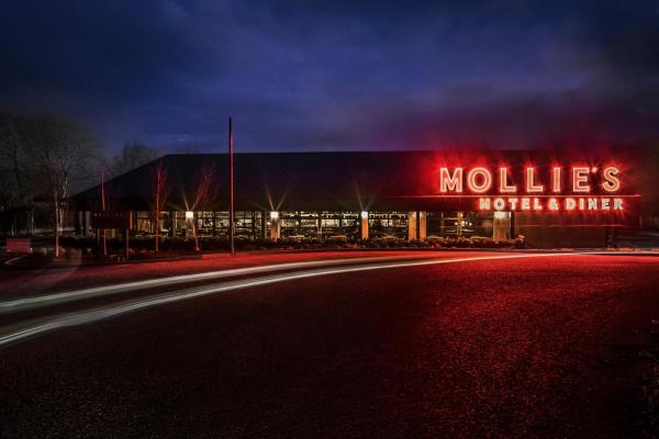 Mollie's Oxford - hotel with ev charging station in Oxfordshire