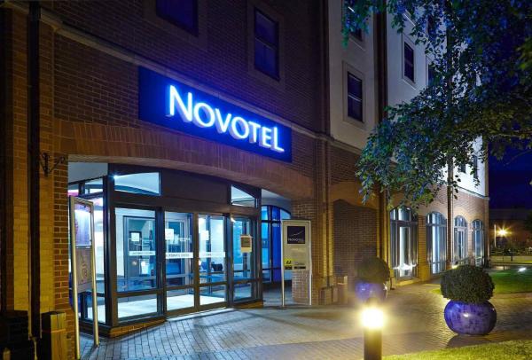Novotel Ipswich Centre - hotel with ev charging station in Suffolk