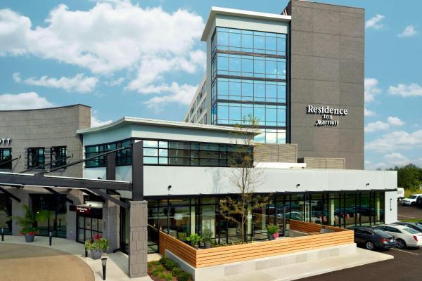 Residence Inn by Marriott Columbus OSU - hotel with ev charging station in Ohio