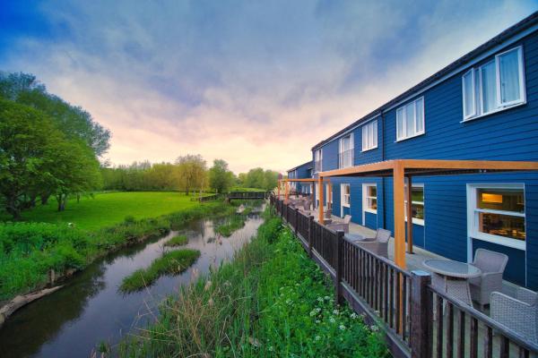 The Bridge House; BW Signature Collection - hotel with ev charging station in Dorset