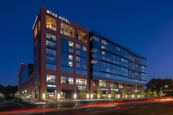 The Hotel at the University of Maryland - hotel with ev charging station in Maryland