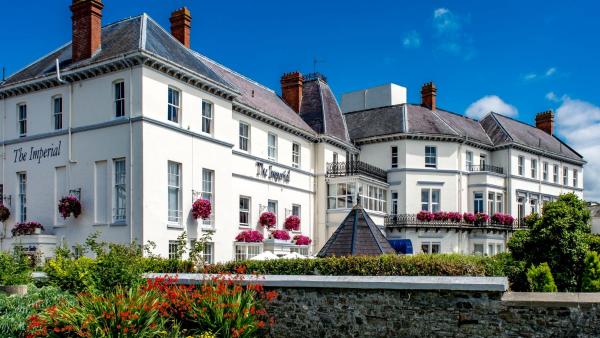 The Imperial Hotel - hotel with ev charging station in Devon