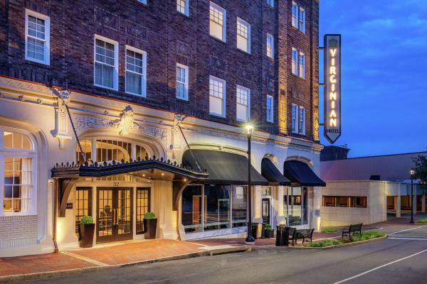 The Virginian Lynchburg, Curio Collection By Hilton - hotel with ev charging station in Virginia