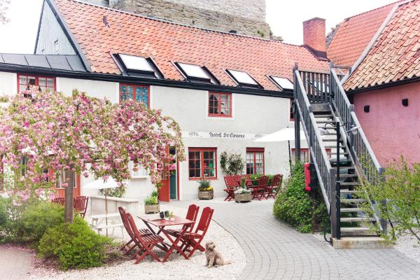 Hotell St Clemens - hotel with ev charging station in Gotland