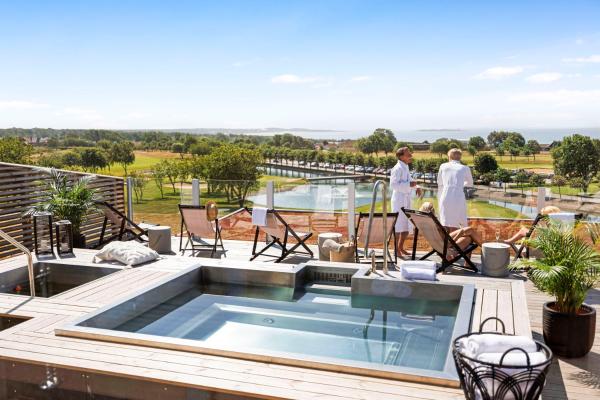 Ringenäs Hotell & Konferens - hotel with ev charging station in Halland