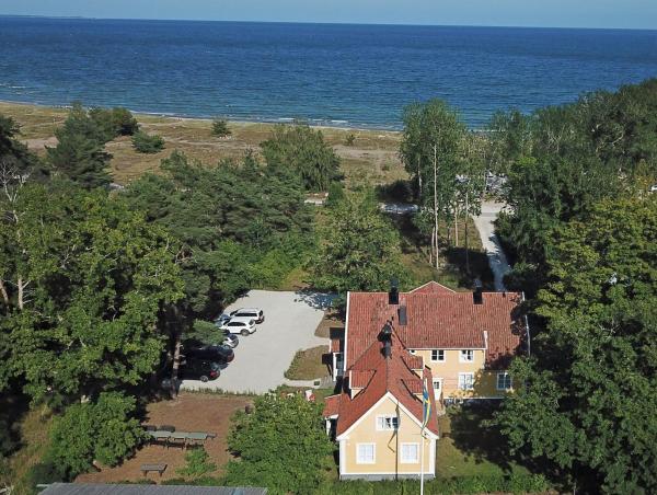Strandvillan Ljugarn - hotel with ev charging station in Gotland