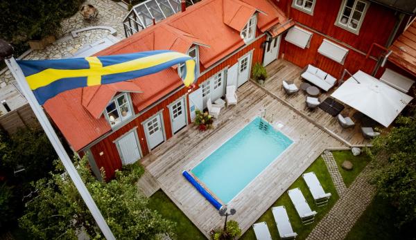 Tre Små Rum i Trosa - hotel with ev charging station in Sodermanland