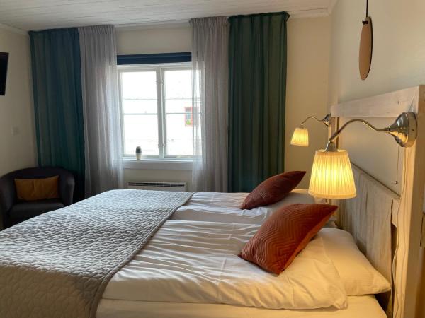 Ulvsby Herrgård - hotel with ev charging station in Värmland